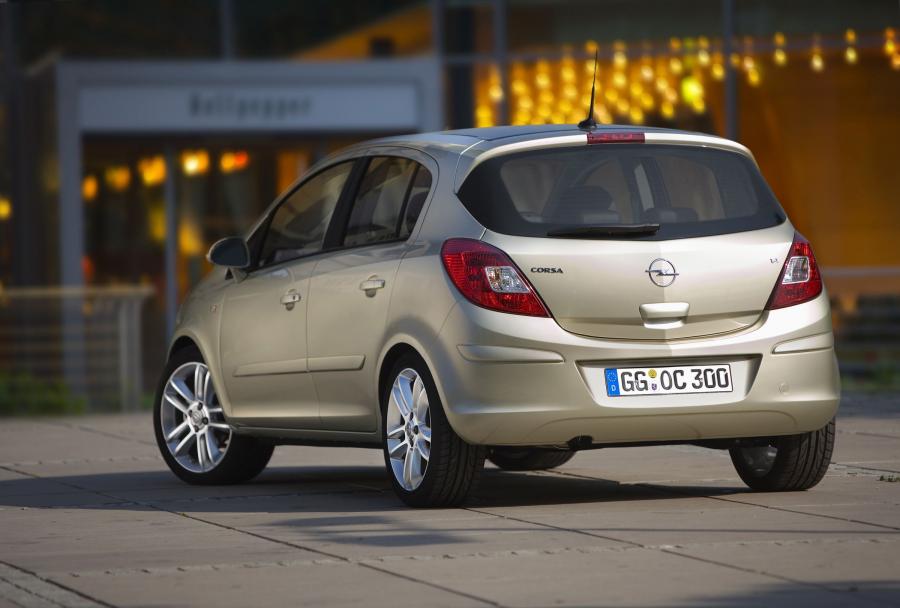  Opel Corsa 2007 года  (фото 5 из 96)
